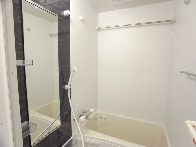 リブリ・江北Ⅱの浴室