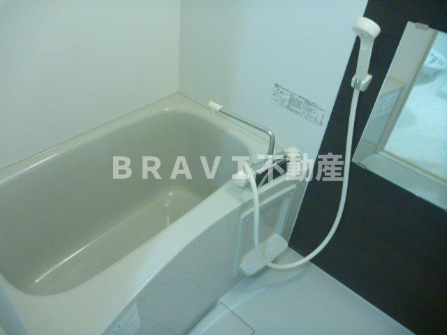 JPレジデンス大阪城東Ⅱ　BRAVI不動産の浴室|【JP　RESIDENCE大阪城東Ⅱ】ゆったり過ごせるお風呂です