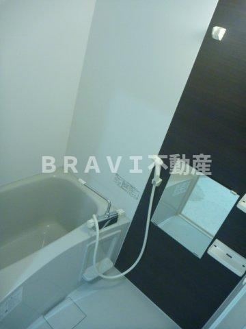 JPレジデンス大阪城東Ⅱ　BRAVI不動産の浴室|【JP　RESIDENCE大阪城東Ⅱ】コンパクトで使いやすいお風呂です
