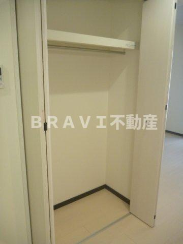 JPレジデンス大阪城東Ⅱ　BRAVI不動産の収納|【JP　RESIDENCE大阪城東Ⅱ】便利な収納スペースです