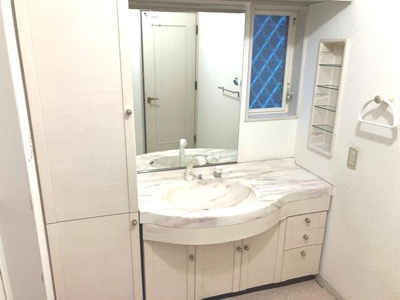 【洗面所】 | 光陽台１丁目戸建 | 洗面所です