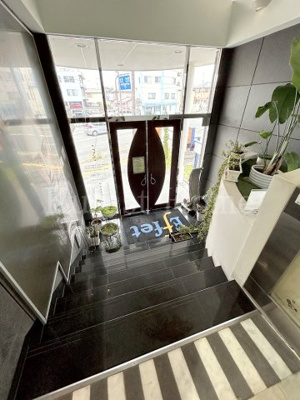 【エントランス】 | グロワールビルテナント