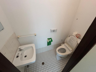 【トイレ】 | メゾンドール富田林