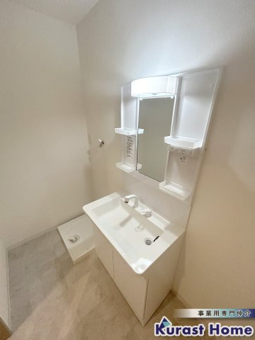 【洗面所】 | East Garage Place(イーストガレージプレイス)