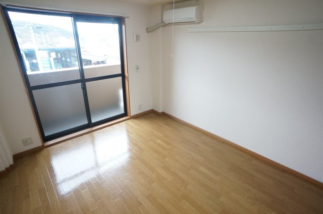 ウィンディヴィレッジの洋室