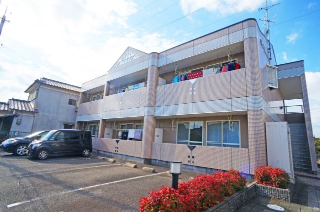 エメリーパレス