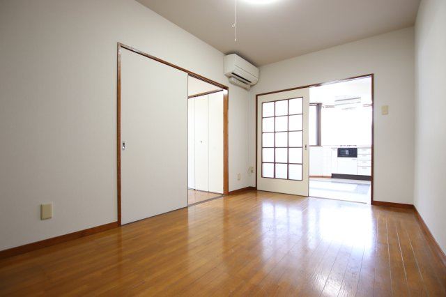 グランフォークスⅠ鷹翔の居間・リビング