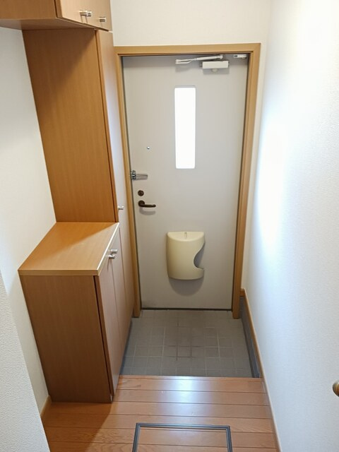 デスパシオBの玄関