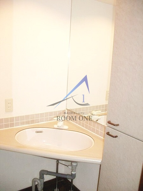 ルーブル都立家政の洗面所|洗面台です。