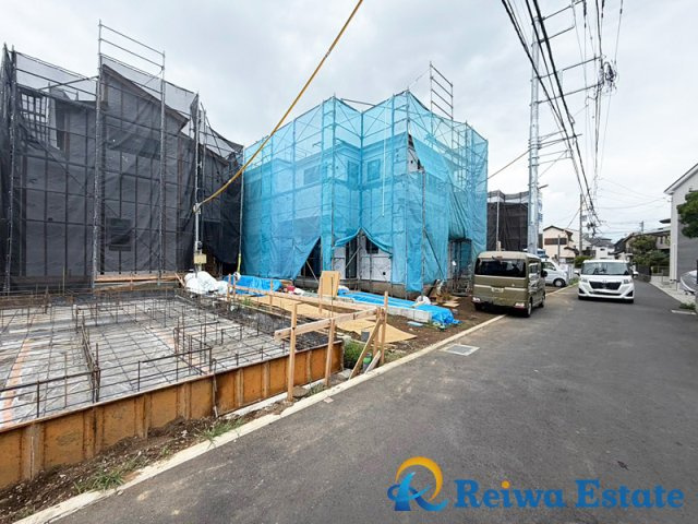 新築戸建　茅ヶ崎市香川1丁目の前面道路含む現地写真