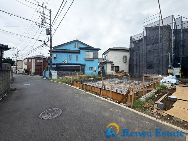 新築戸建　茅ヶ崎市香川1丁目の前面道路含む現地写真