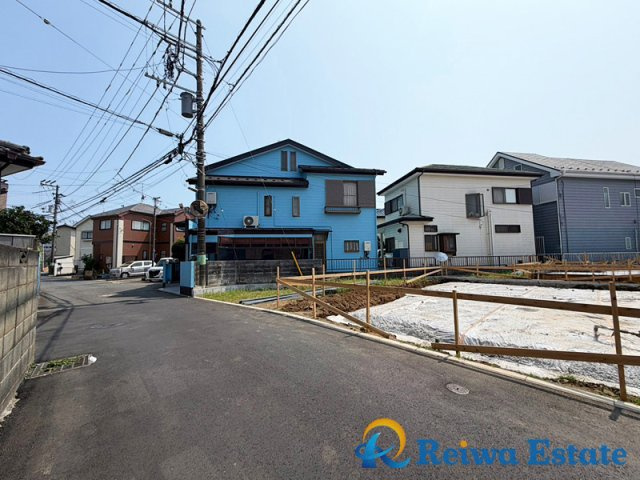 新築戸建　茅ヶ崎市香川1丁目の前面道路含む現地写真