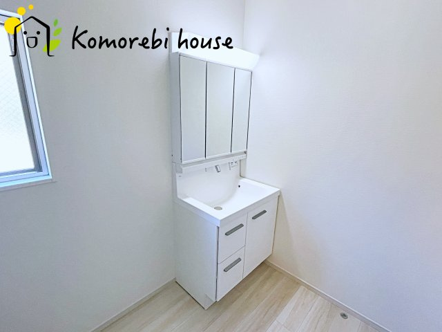 さいたま市西区佐知川　1期　新築一戸建て　FiT　01の独立洗面台|26.5.7撮影済み