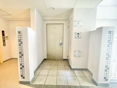 【玄関】 | ネバーランド江坂垂水町 | 弊社のファイナンシャルプランナーより、将来に向けた資金計画・住宅ローンの無料相談が皆様に大変ご好評頂いております！物件ご購入の前に、まずはお気軽にご相談くださいませ。