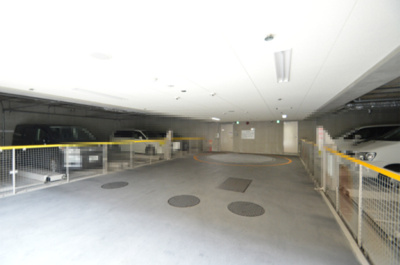 【駐車場】 | ネバーランド江坂垂水町 | エイブルだけの嬉しいサービス、ご用意しております。詳細は、お気軽に当社までお問合せ下さいませ！
