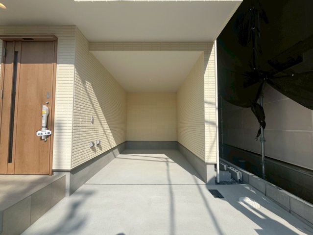 【駐車場】 | ファミリエ如是A棟