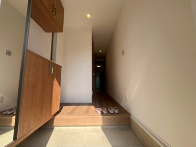 【玄関】 | ファミリエ如是A棟