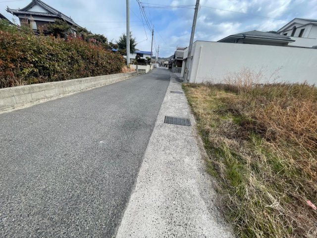 【前面道路含む現地写真】 | 今治市吉海町仁江　住宅用地