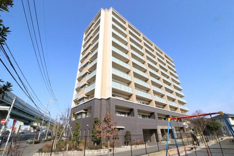 福岡市東区香椎駅前３丁目の賃貸マンションの外観