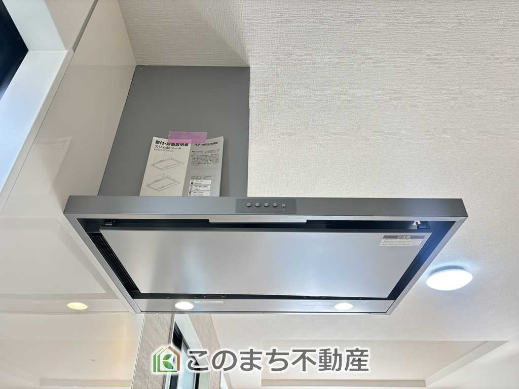 リガーレ宇都宮市針ヶ谷8期のキッチン|お料理の匂いもスッキリ♪シンプルデザインで掃除も簡単‼
