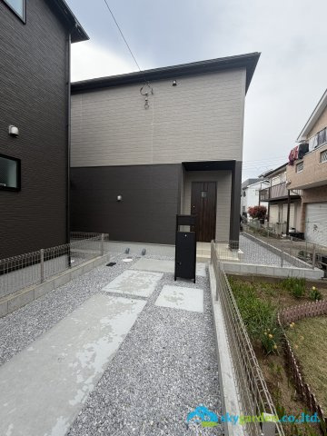 平塚市山下　新築戸建　全2棟1号棟の外観