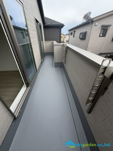 平塚市山下1丁目第1期　新築戸建　全2棟1号棟のバルコニー