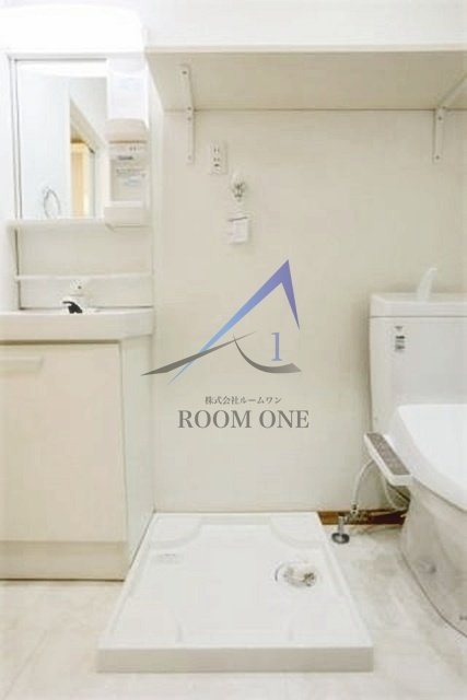 リキュー王子神谷のその他|洗濯機置き場です。