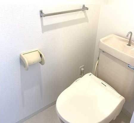 エステート鳴海のトイレ