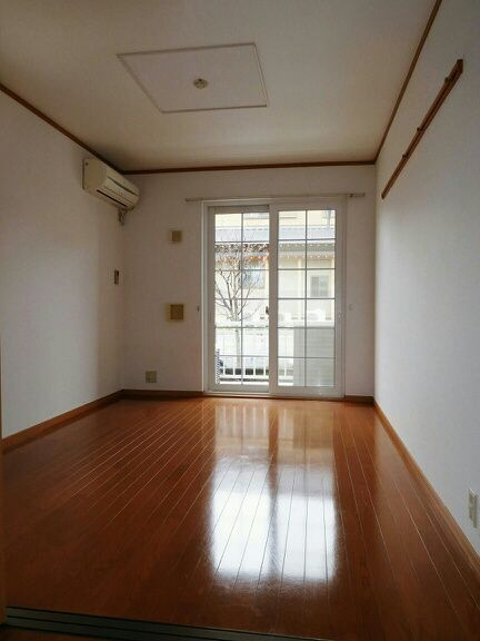 サンリット　ヴィラの洋室