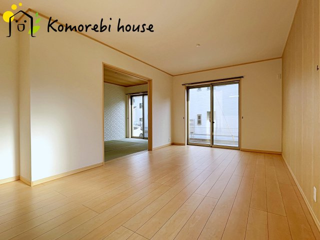 桶川市加納　中古戸建の居間・リビング|26.2.6　撮影済み