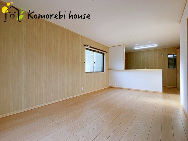 桶川市加納　中古戸建の居間・リビング|26.2.6　撮影済み