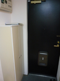 【玄関】 | ベイステート安間