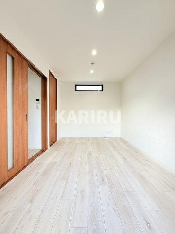 ナガモリ鶴橋ビルの居間・リビング