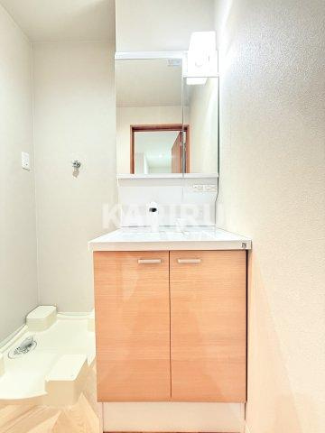 ナガモリ鶴橋ビルの洗面所