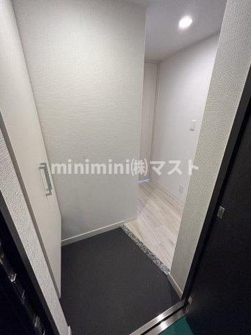 ソルテラス阿波座ウィズの玄関