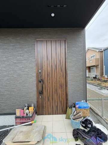 平塚市山下1丁目第1期　新築戸建　全2棟2号棟の玄関