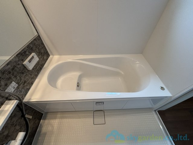 平塚市山下　新築戸建　全2棟2号棟の浴室