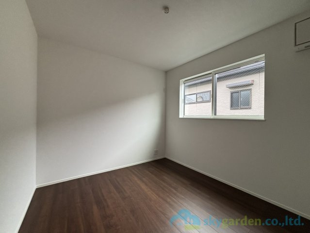 平塚市山下　新築戸建　全2棟2号棟の寝室