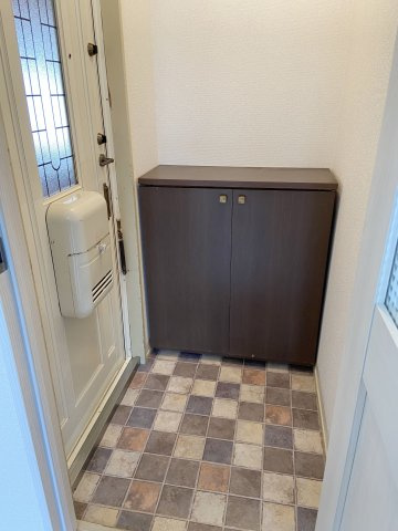 セジュールヒガシAの玄関