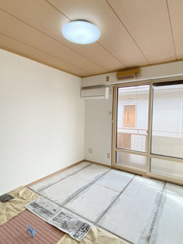 セジュールヒガシAの和室|和室6帖