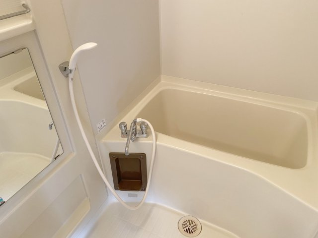 セジュールヒガシAの浴室