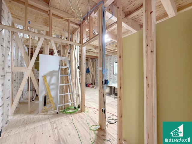 堺市西区浜寺諏訪森町東　第1期　新築一戸建ての外観|周辺は落ち着いた街並みの住宅地！子育てがしやすい住環境です！まだ未完成ですが、現地でしかわからない事もございます。是非一度ご覧ください。