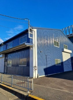 北巣本町倉庫工場２の外観