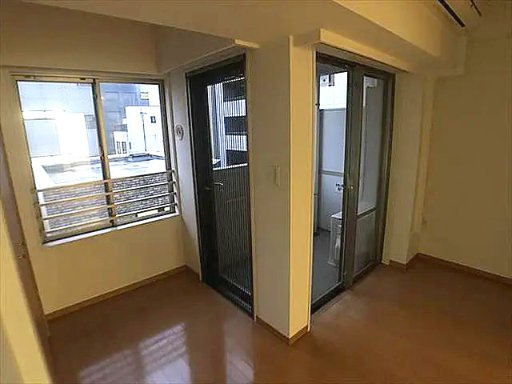 レヴィーナ東京八重洲通りの洋室