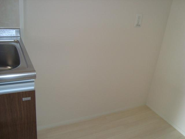 コモド　ピノ　Ⅳのその他|冷蔵庫、レンジ台置場