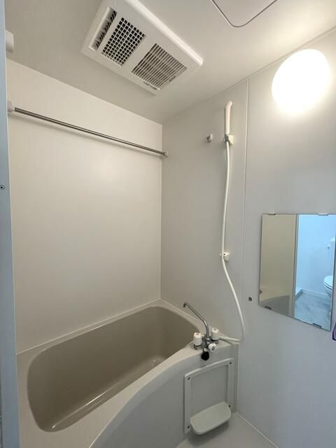 大山西町レジデンスの浴室