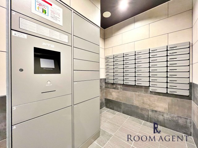 プレサンスTHE高岳のエントランス