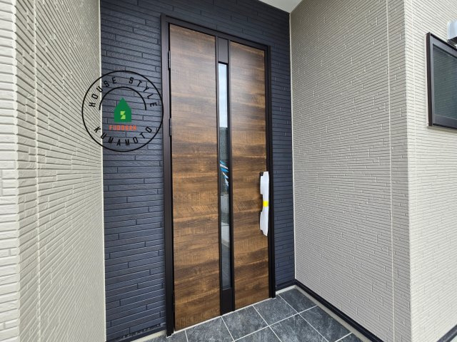 宇土市岩小曽町第3-2棟（12号棟）　の外観：施工例|おでかけの時も帰った時も、「我が家」を最初に感じでもらえる素敵な空間に。