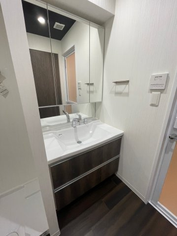 仲介手数料0円！！さくらHills NISHIKI Platinum Residenceの洗面所