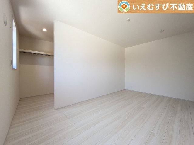 Livele Garden.S　深谷田中第3の洋室|ナチュラルな色合いでシンプルな内装
シンプルな内装のお家なので飽きが来ずコーディネートも楽しそうですね♪